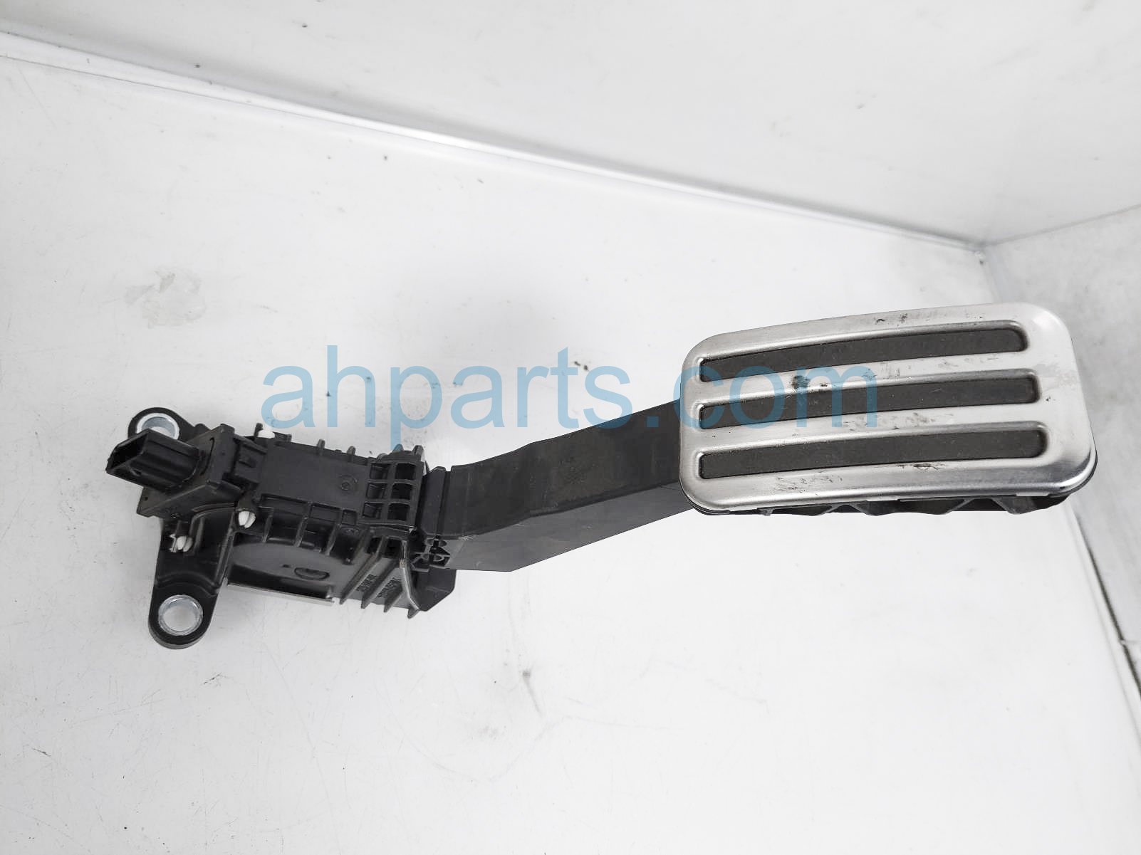 $29 Honda GAS / ACCELERATOR PEDAL ASSY $29 Honda GAS / ACCELERATOR PEDAL ASSY