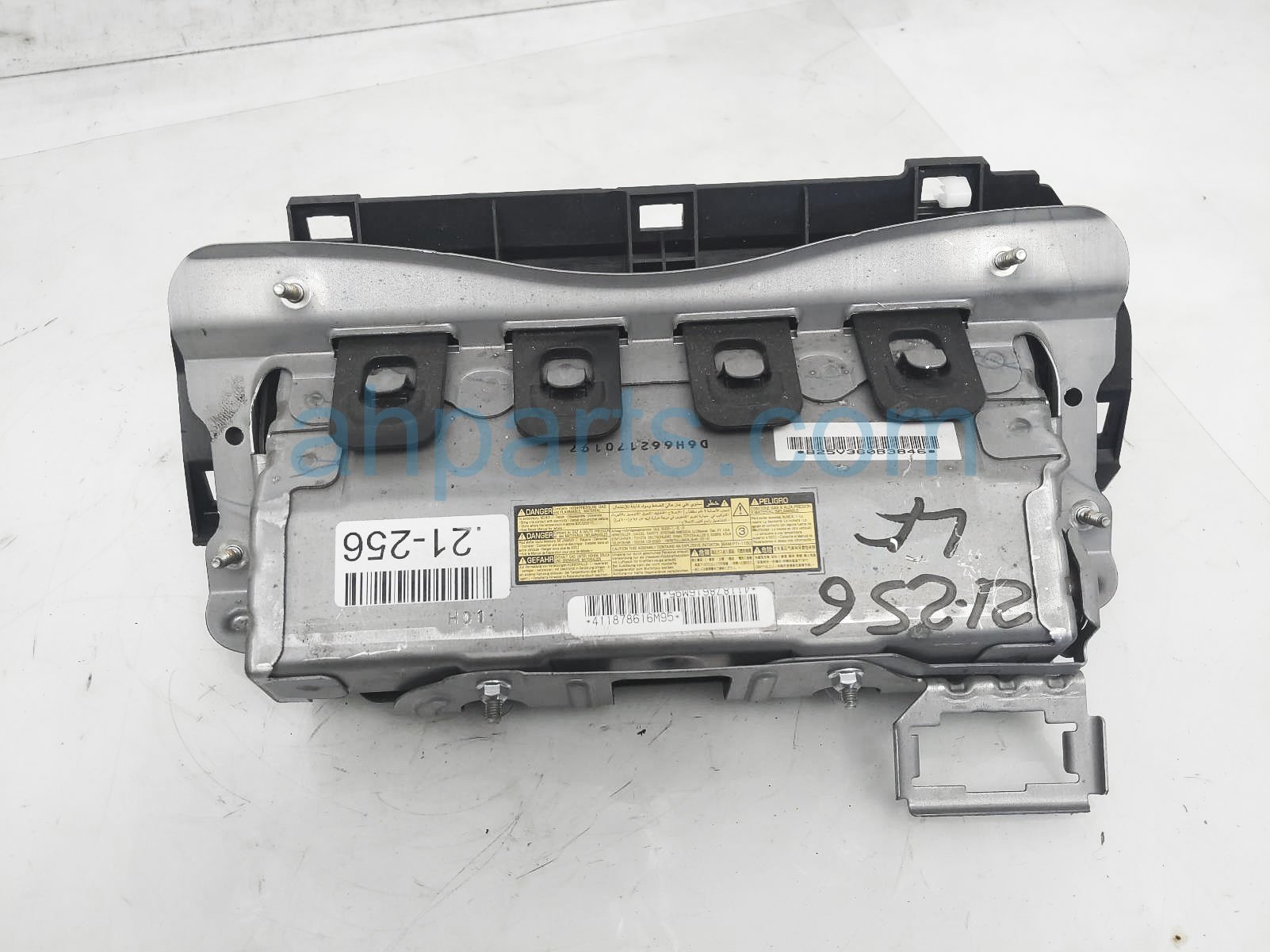 2017 Toyota Sienna Airbag Driver Knee Air Bag 7390008010C0