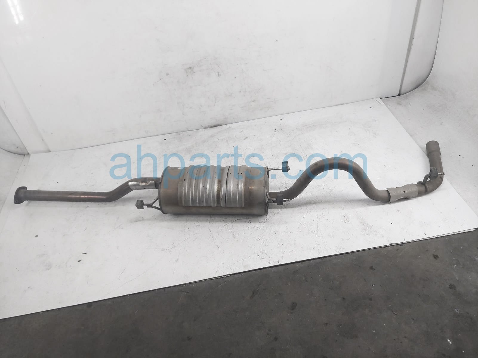 $175 Toyota EXHAUST PIPE & MUFFLER ASSY $175 Toyota EXHAUST PIPE & MUFFLER ASSY
