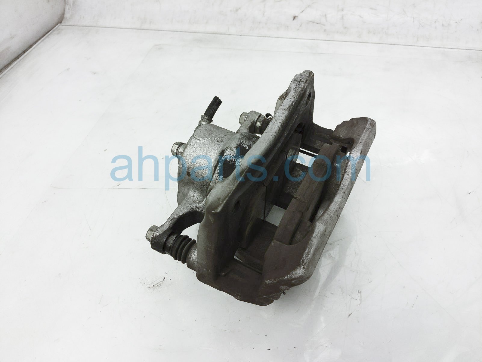 $45 Honda FR/RH BRAKE CALIPER $45 Honda FR/RH BRAKE CALIPER