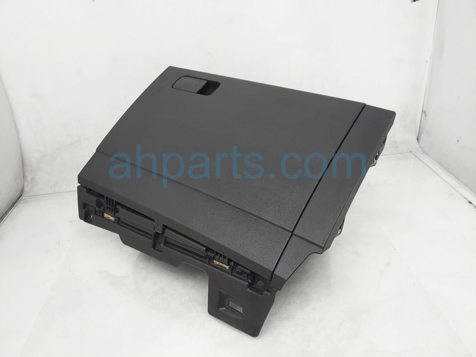 $39 Volkswagen GLOVE COMPARTMENT BOX - BLACK $39 Volkswagen GLOVE COMPARTMENT BOX - BLACK