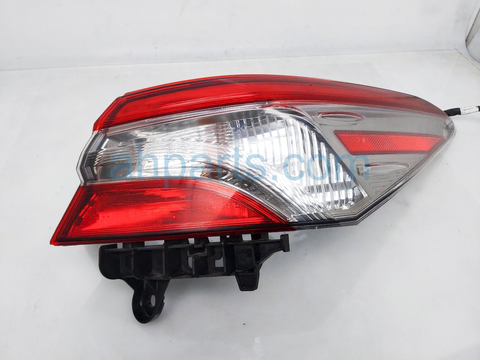 $125 Toyota RH TAIL LAMP (ON BODY) $125 Toyota RH TAIL LAMP (ON BODY)