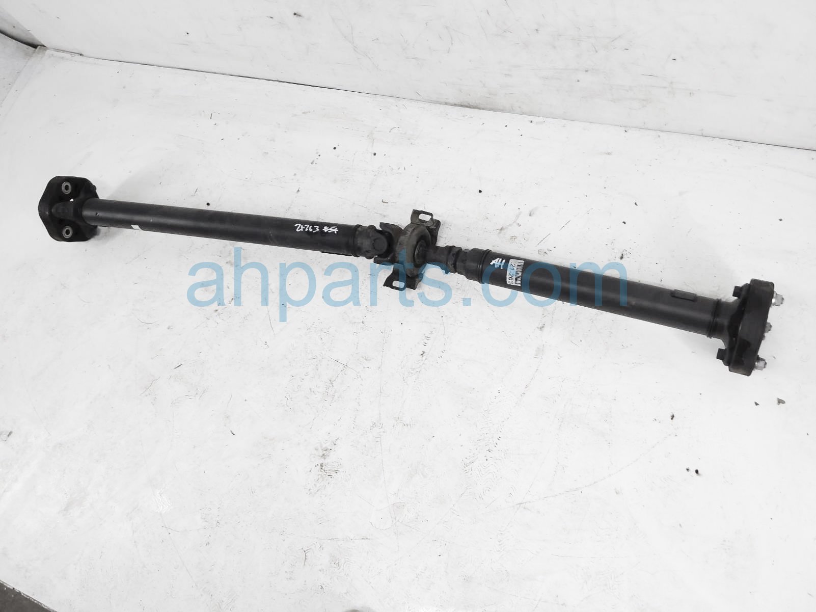 $125 Lexus REAR DRIVE / PROPELLER SHAFT $125 Lexus REAR DRIVE / PROPELLER SHAFT
