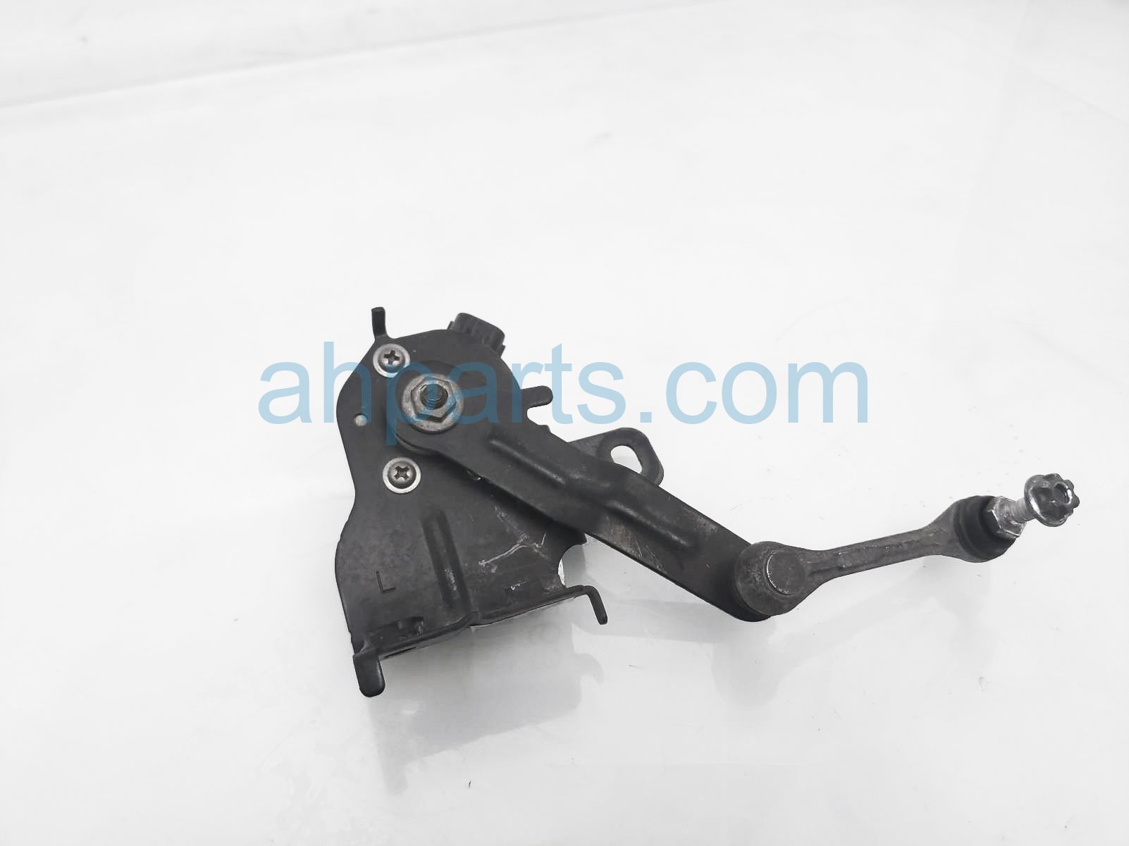 $45 Lexus RR/LH HEIGHT SENSOR