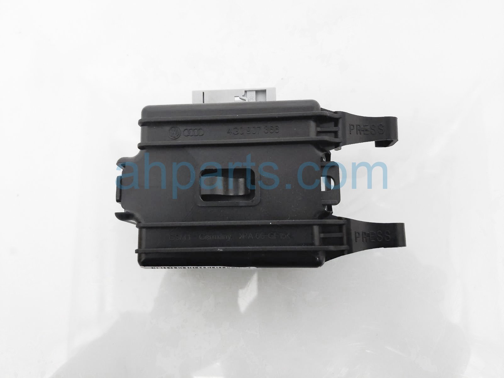 $24 Audi HEADLIGHT RANGE CONTROLER UNIT $24 Audi HEADLIGHT RANGE CONTROLER UNIT