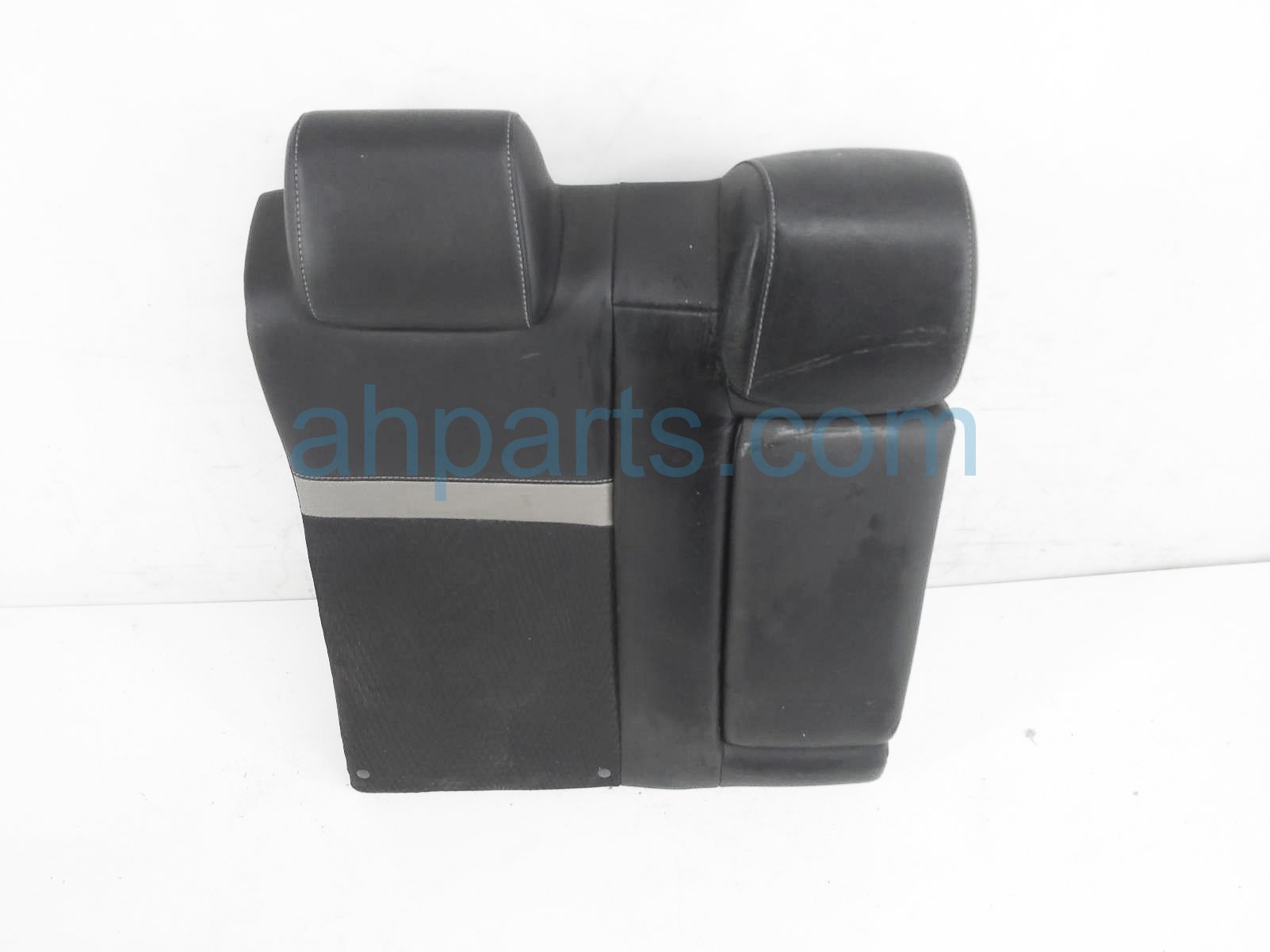 $60 Toyota RR/RH TOP SEAT CUSHION - BLACK SE $60 Toyota RR/RH TOP SEAT CUSHION - BLACK SE