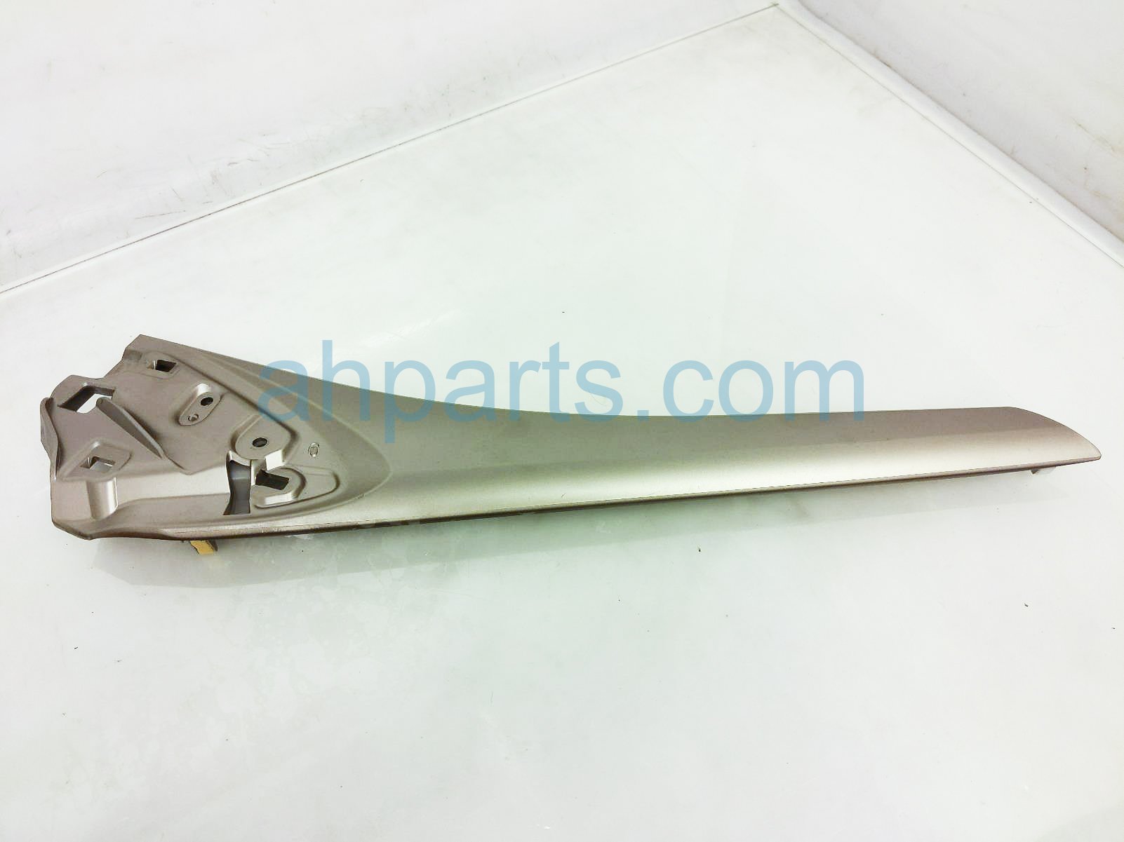 $15 Lexus LH CENTER CONSOLE SIDE GARNISH TRIM $15 Lexus LH CENTER CONSOLE SIDE GARNISH TRIM