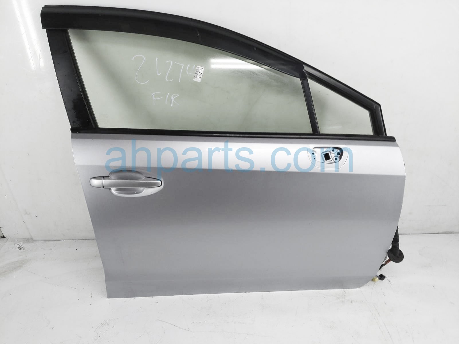 $350 Subaru FR/RH DOOR - SILVER - NO MIRROR/TRIM $350 Subaru FR/RH DOOR - SILVER - NO MIRROR/TRIM