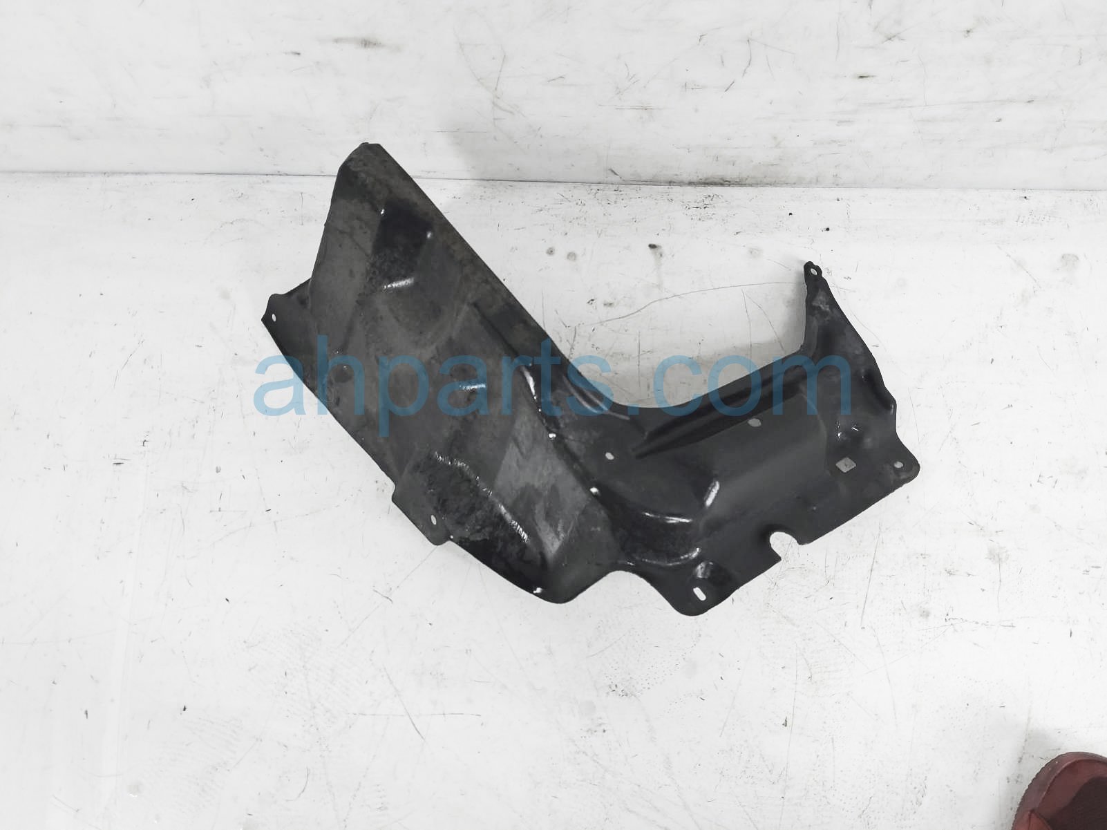 $19 Toyota FR/LH UNDER COVER SPLASH SHIELD $19 Toyota FR/LH UNDER COVER SPLASH SHIELD