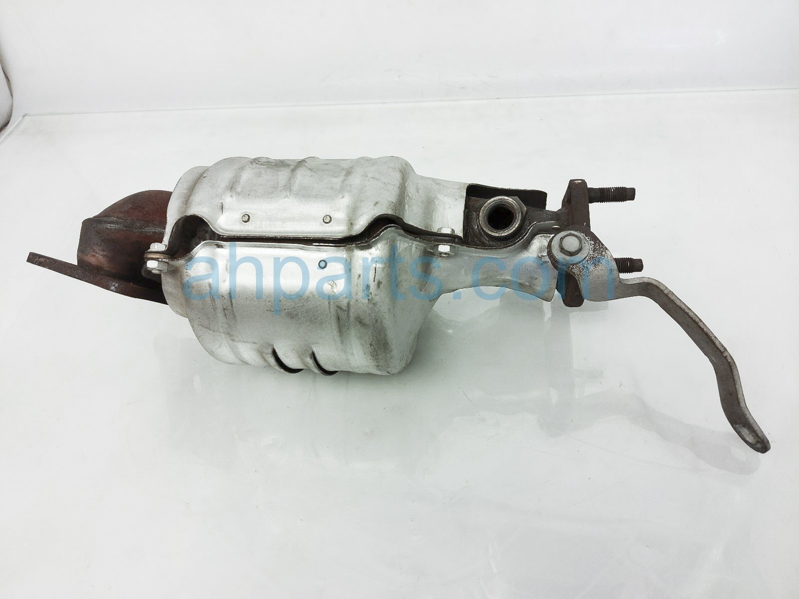 $250 Honda REAR EXHAUST MANIFOLD $250 Honda REAR EXHAUST MANIFOLD