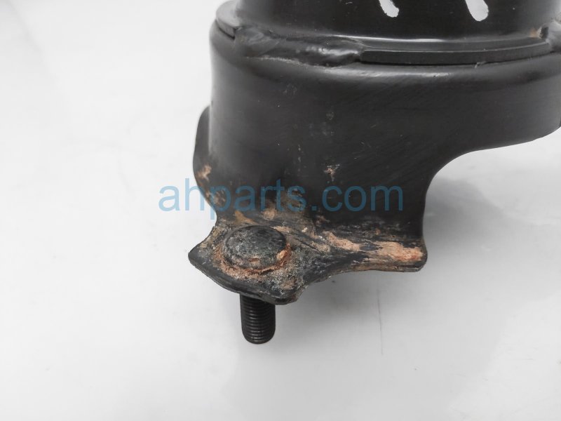 Sold 2014 Toyota Camry Engine/motor Front Engine Mount - Se 2.5l 12361 ...