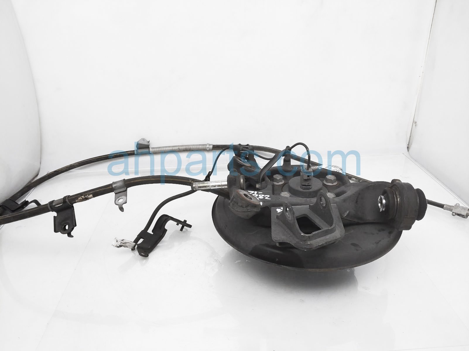 $90 Toyota RR/RH SPINDLE KNUCKLE HUB - 2WD $90 Toyota RR/RH SPINDLE KNUCKLE HUB - 2WD