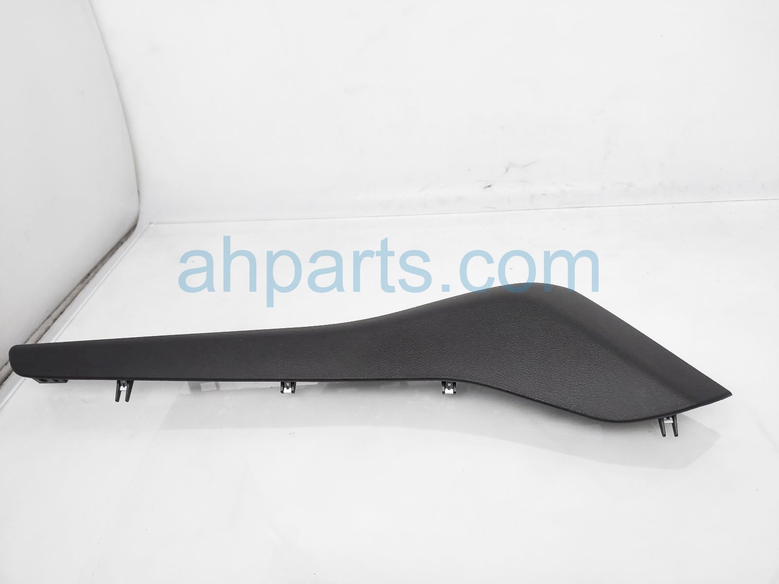 $14 Nissan RH CENTER CONSOLE SIDE PANEL - BLACK $14 Nissan RH CENTER CONSOLE SIDE PANEL - BLACK