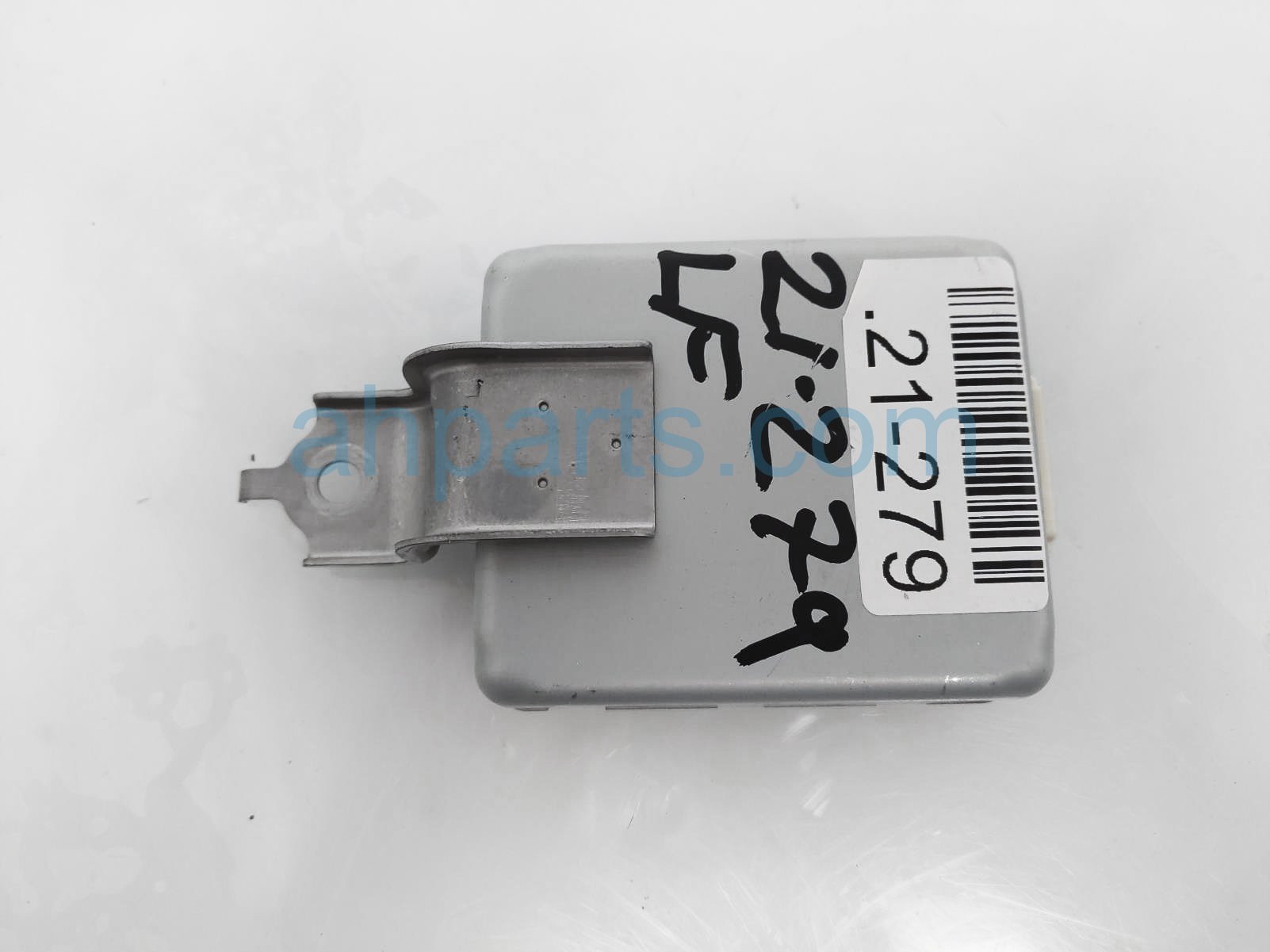 $40 Toyota VECHILE CONTROLLER MODULE UNIT $40 Toyota VECHILE CONTROLLER MODULE UNIT