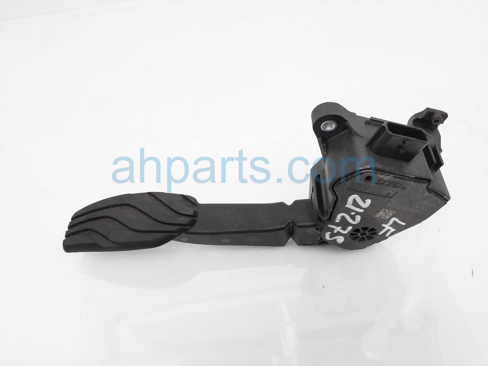 $20 Nissan GAS / ACCELERATOR PEDAL ASSY $20 Nissan GAS / ACCELERATOR PEDAL ASSY