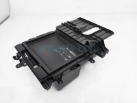 $35 Toyota FRONT CONSOLE COMPARTMENT ASSY