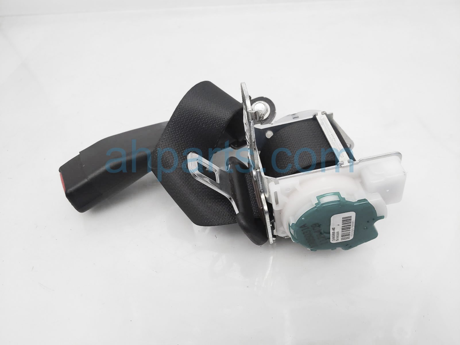 $30 Nissan 2ND ROW MID SEAT BELT - BLACK $30 Nissan 2ND ROW MID SEAT BELT - BLACK