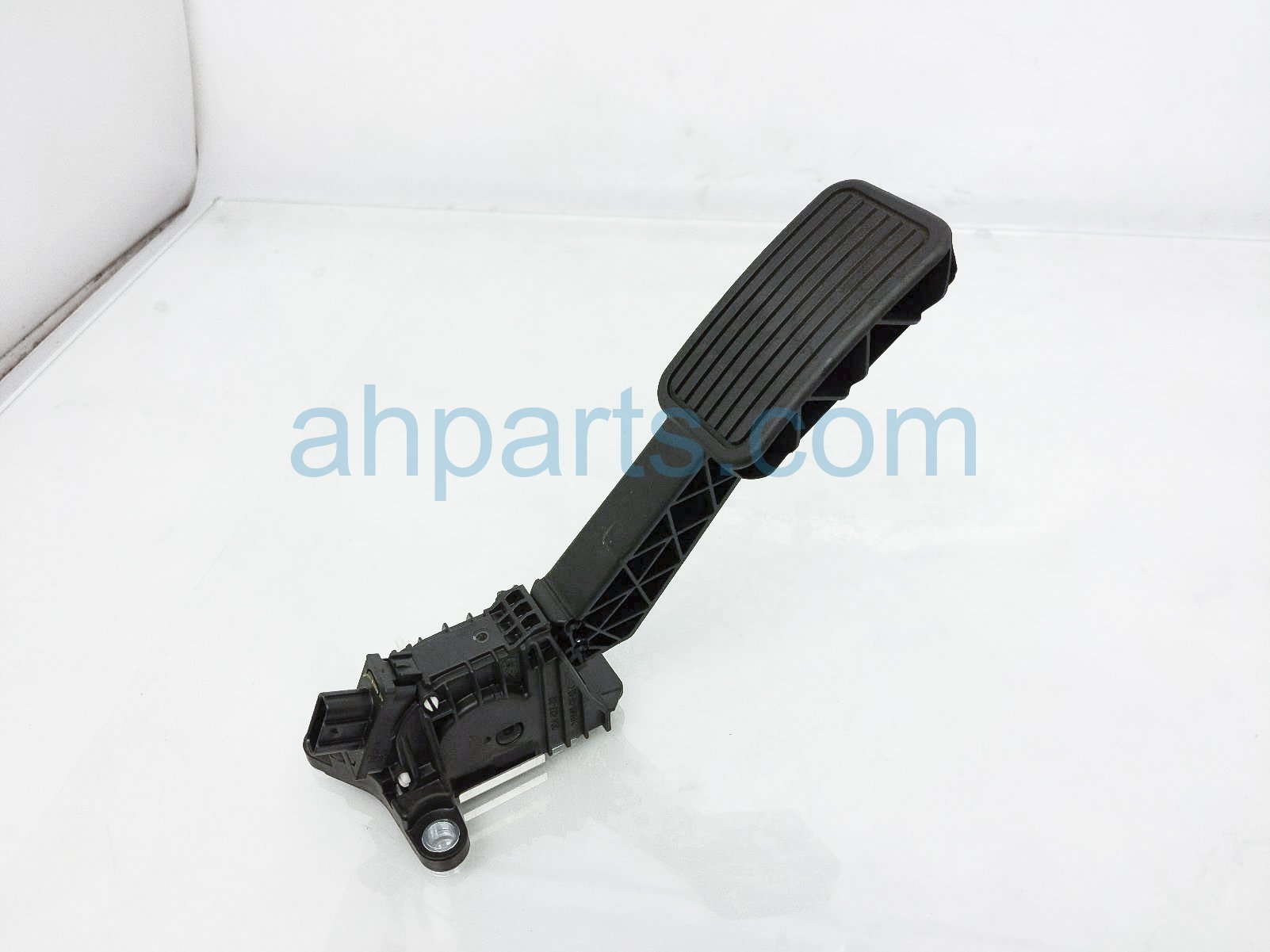 $20 Acura GAS / ACCELERATOR PEDAL ASSY $20 Acura GAS / ACCELERATOR PEDAL ASSY