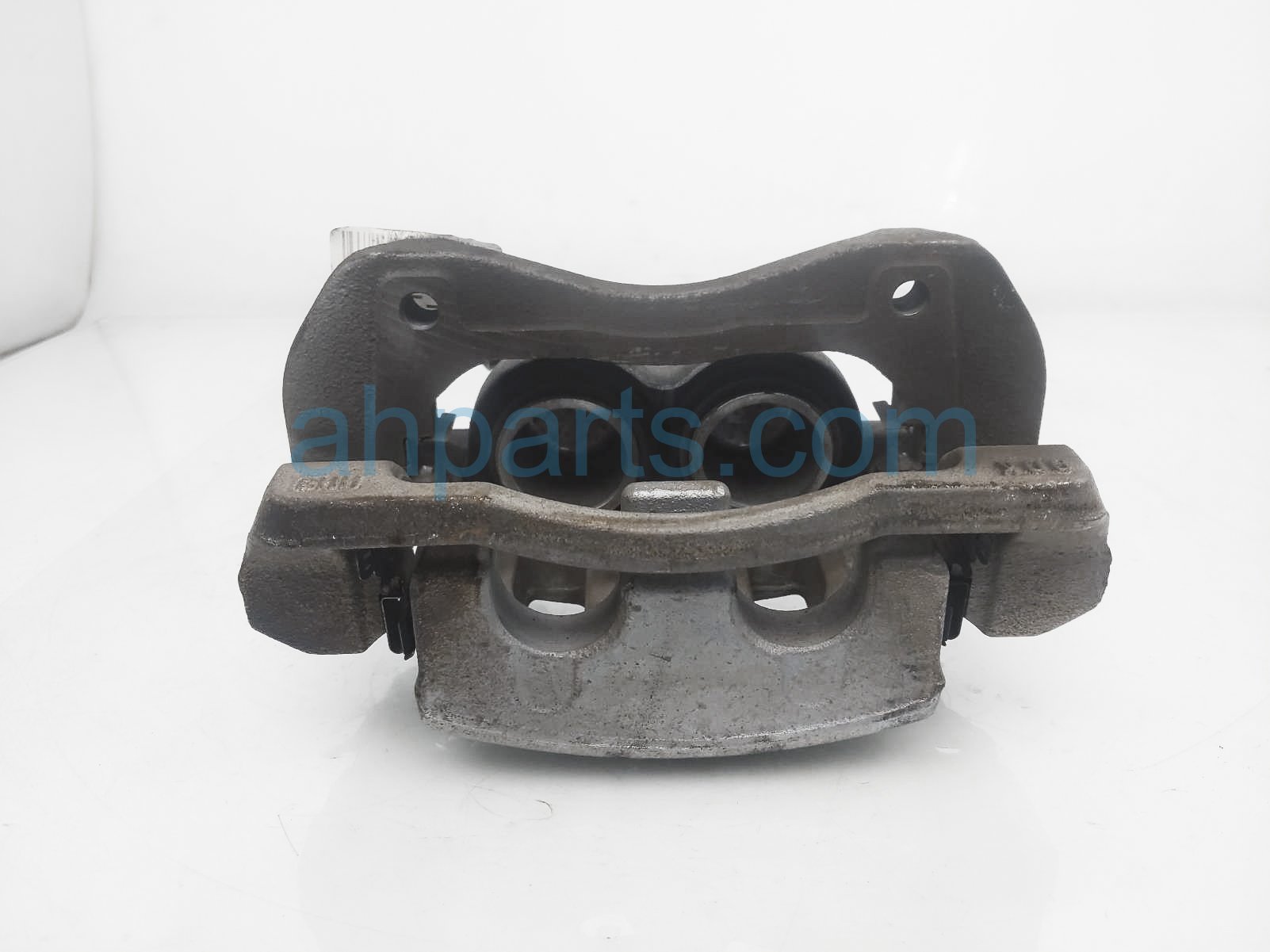 $75 Hyundai FR/LH BRAKE CALIPER $75 Hyundai FR/LH BRAKE CALIPER