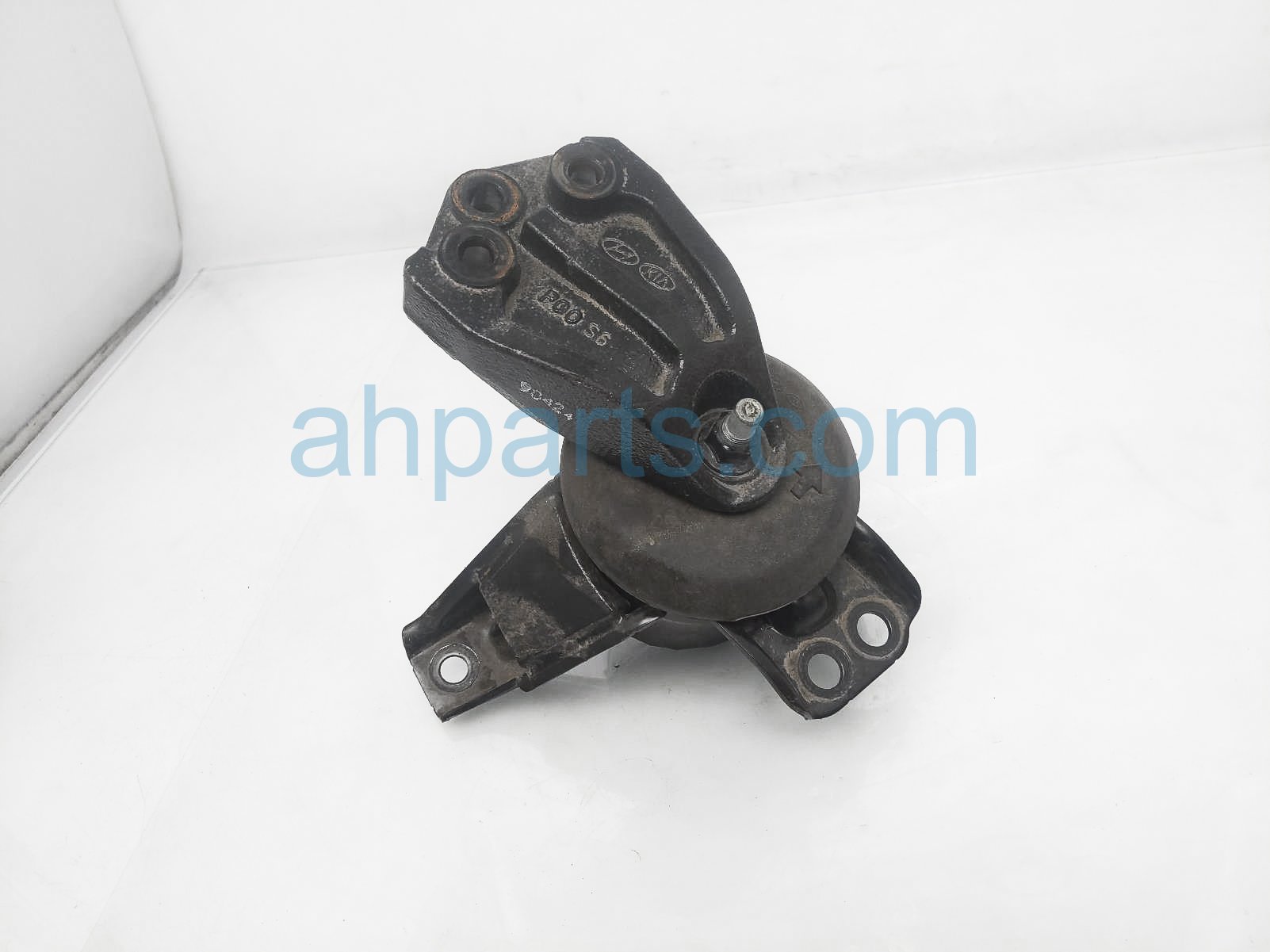 $49 Hyundai RH ENGINE MOUNT - SEL 3.8L $49 Hyundai RH ENGINE MOUNT - SEL 3.8L