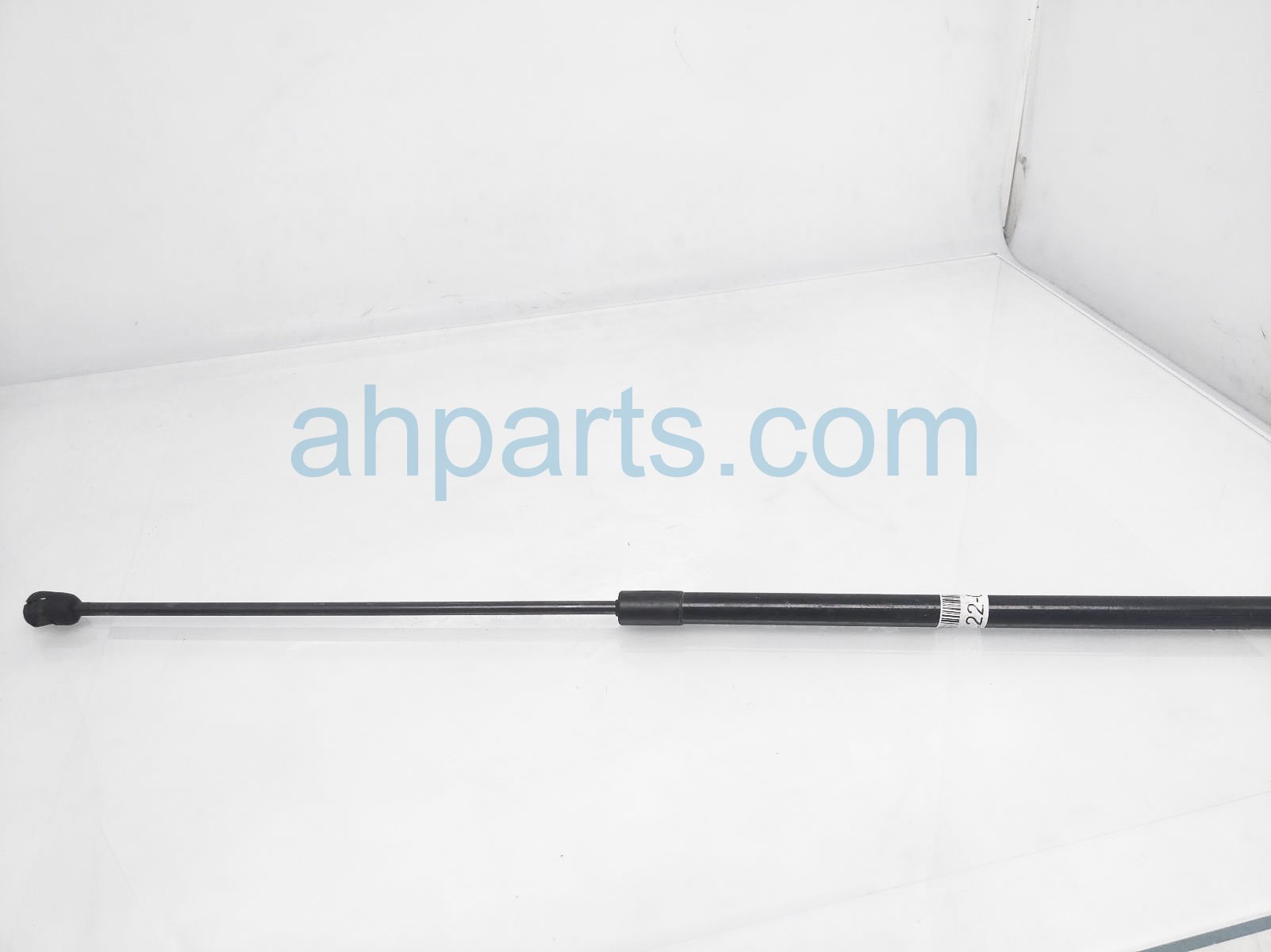 $20 Kia RH HOOD STRUT / LIFT CYLINDER $20 Kia RH HOOD STRUT / LIFT CYLINDER