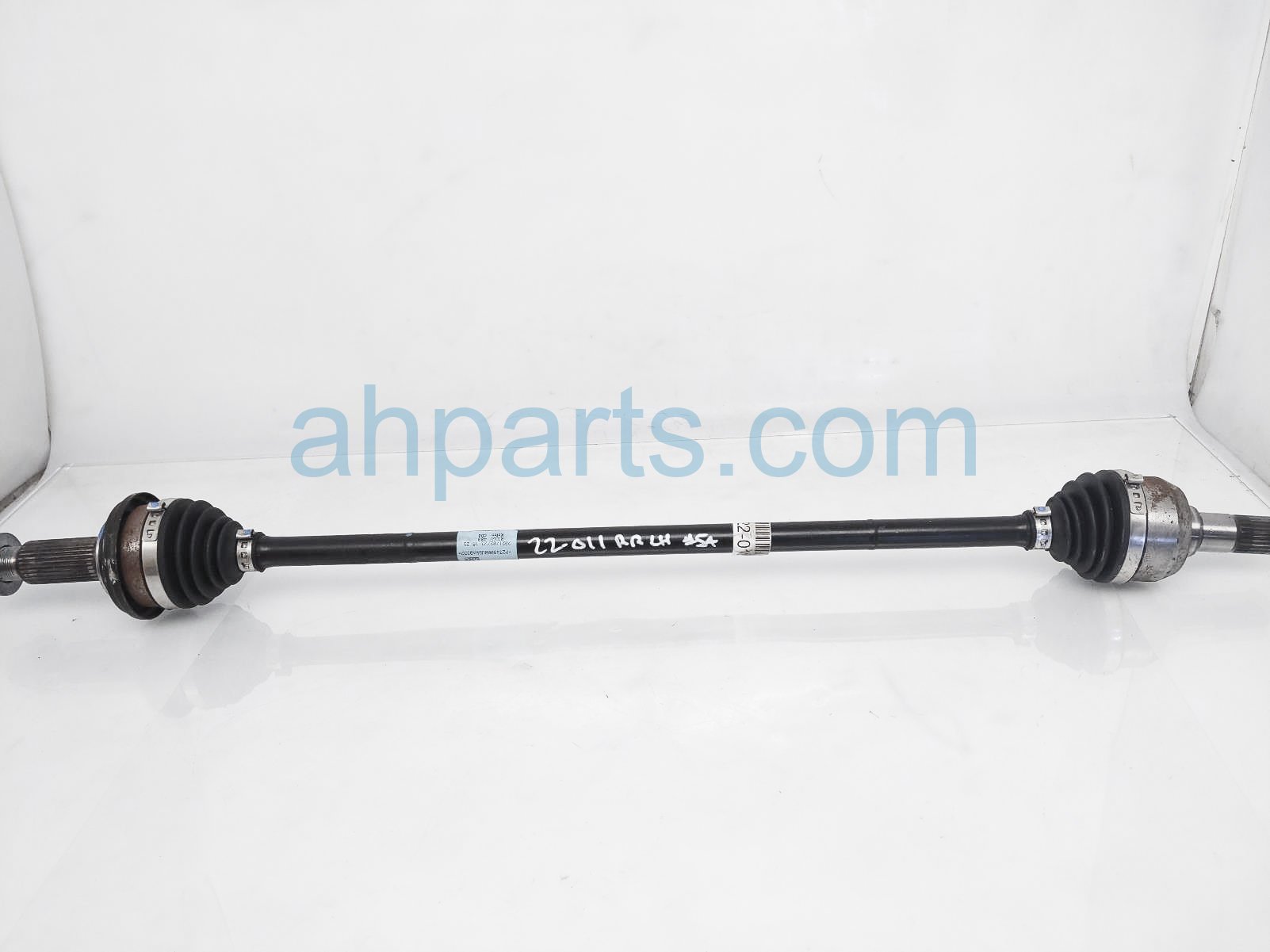 $85 Kia RR/LH AXLE DRIVE SHAFT - AWD $85 Kia RR/LH AXLE DRIVE SHAFT - AWD