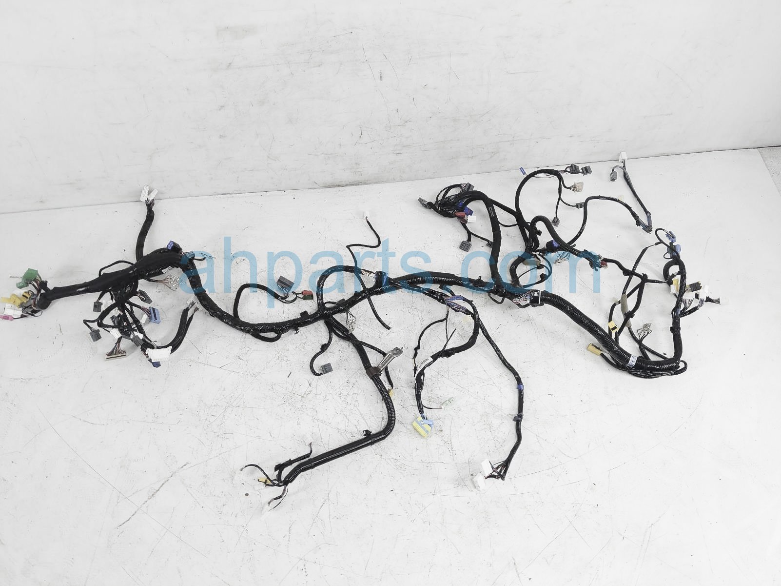 $175 Honda DASH WIRE HARNESS - 32117-THR-A55 $175 Honda DASH WIRE HARNESS - 32117-THR-A55