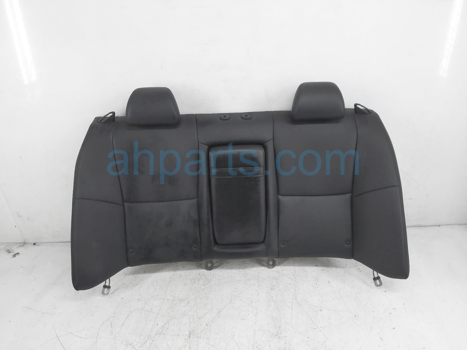 $100 Infiniti REAR UPPER SEAT CUSHION - BLACK BASE $100 Infiniti REAR UPPER SEAT CUSHION - BLACK BASE