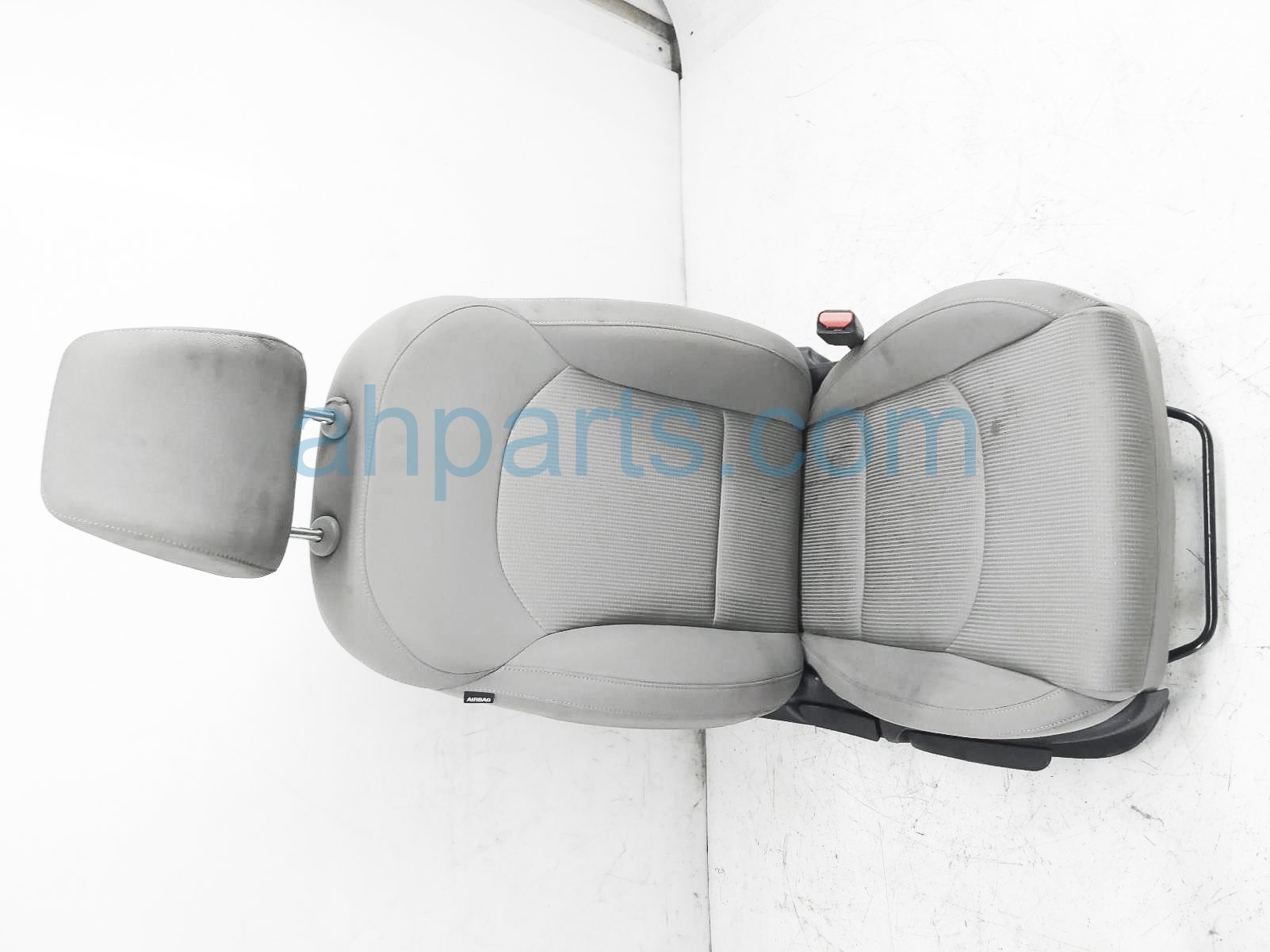 $150 Kia FR/RH SEAT - GREY - W/ AIRBAG $150 Kia FR/RH SEAT - GREY - W/ AIRBAG