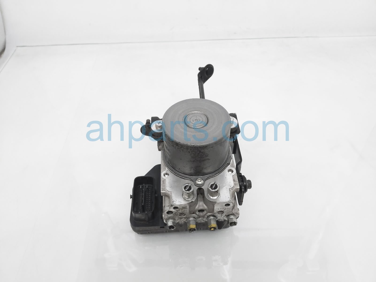 $125 Infiniti ABS/VSA PUMP/MODULATOR $125 Infiniti ABS/VSA PUMP/MODULATOR
