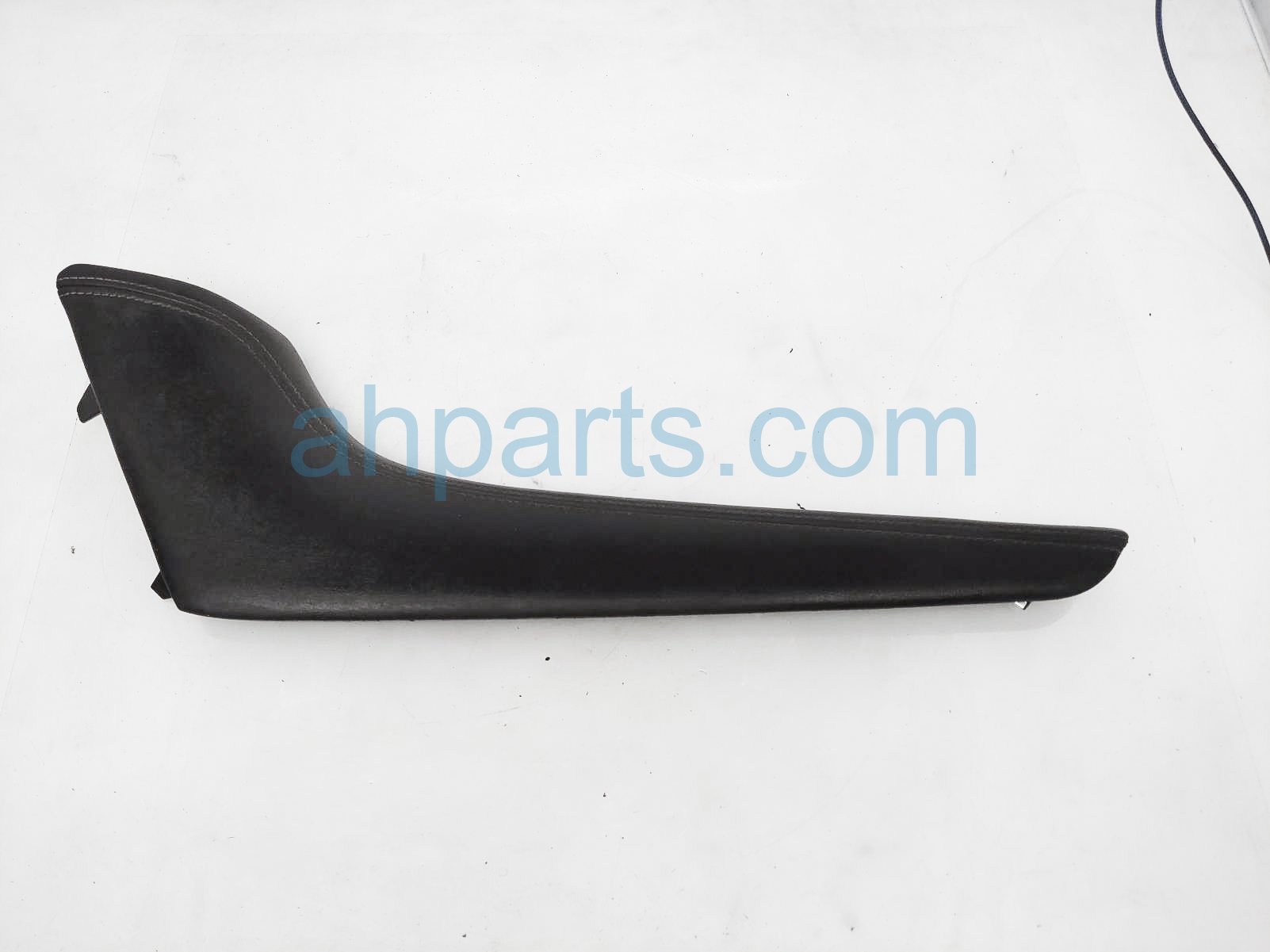 $25 Infiniti LH CENTER CONSOLE TRIM PAD - BLACK $25 Infiniti LH CENTER CONSOLE TRIM PAD - BLACK