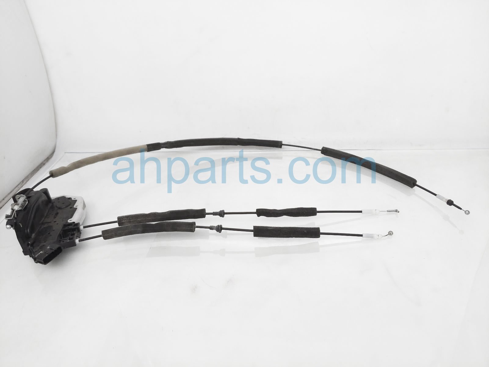 $40 Infiniti RR/RH DOOR LOCK ACTUATOR