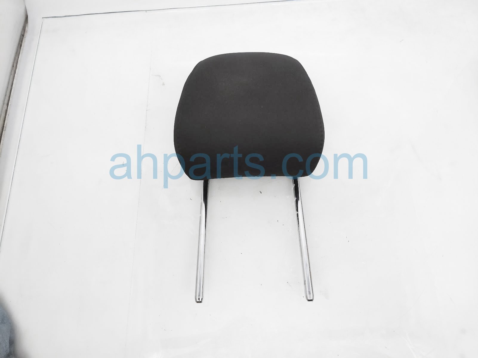$29 Ford FR/LH HEADREST - BLACK CLOTH