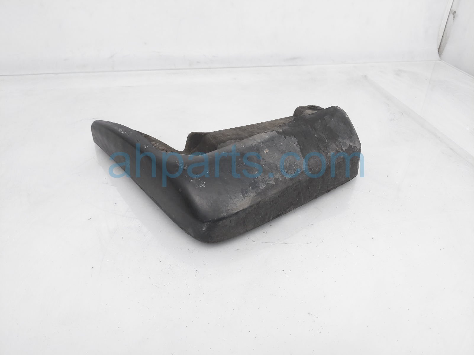 $14 Honda FR/LH MUD GUARD FLAP - SEDAN $14 Honda FR/LH MUD GUARD FLAP - SEDAN