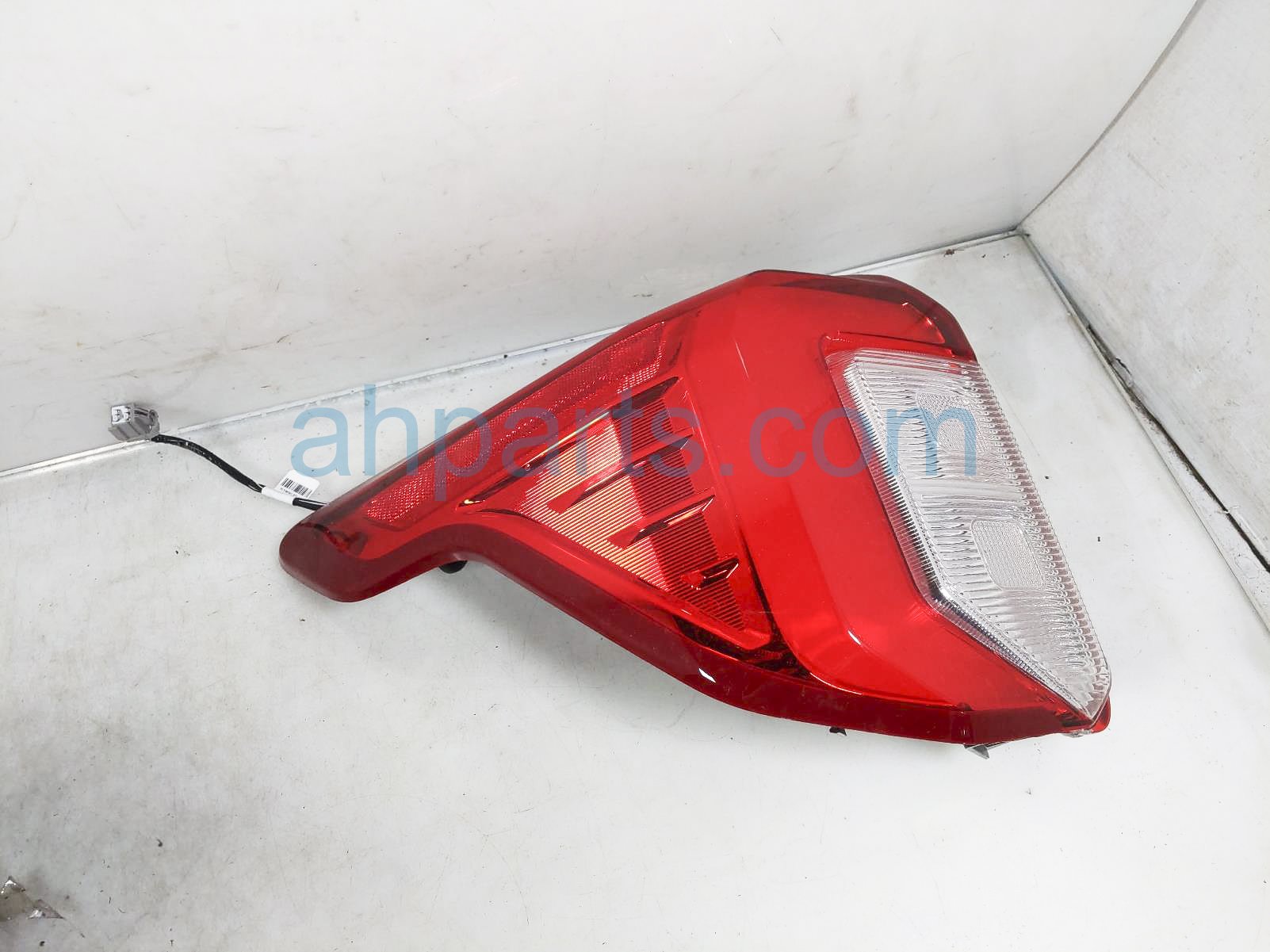 $295 Ford LH TAIL LAMP (ON BODY) - XLT $295 Ford LH TAIL LAMP (ON BODY) - XLT