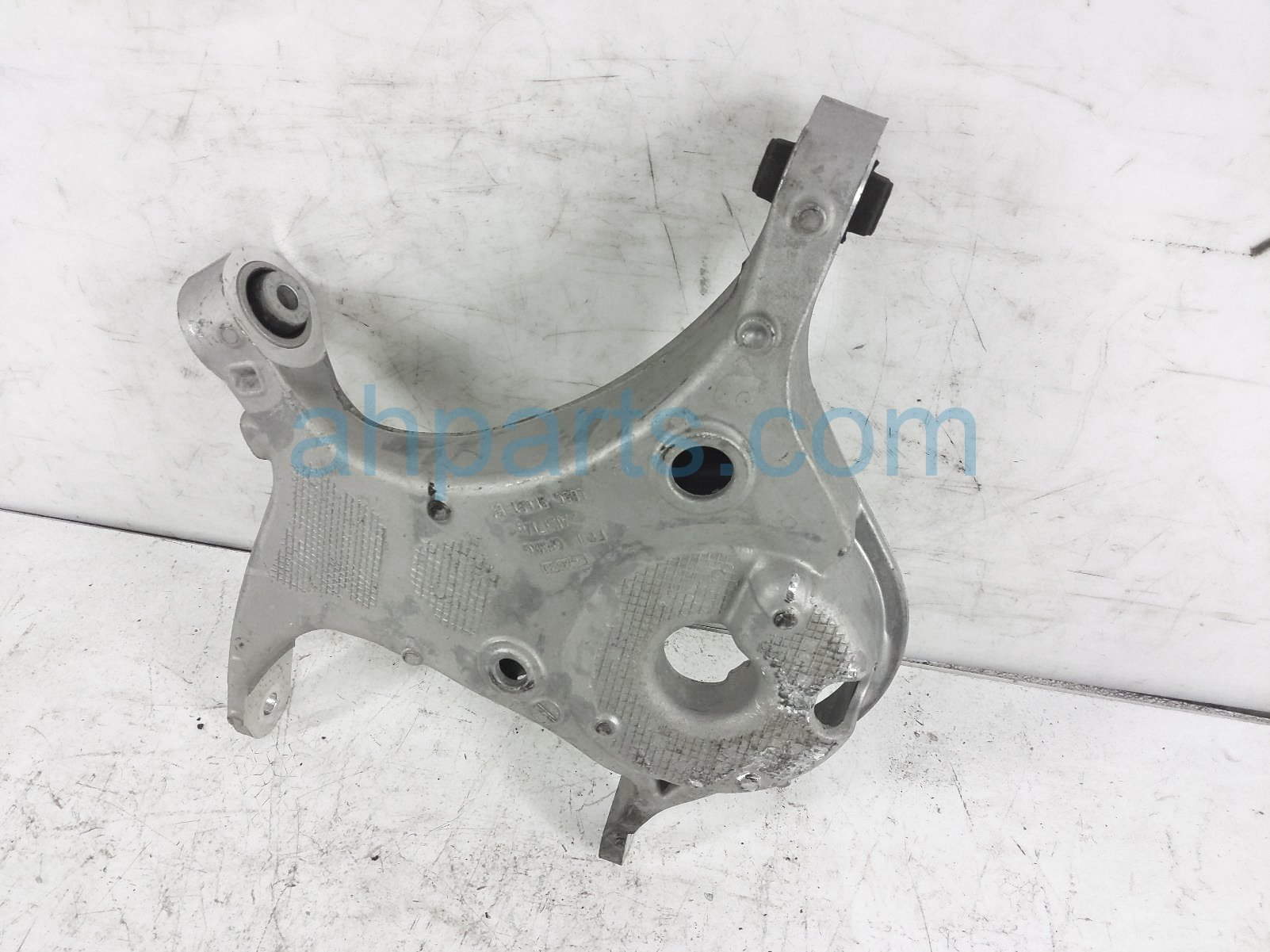 $140 Ford RR/RH SPRING SEAT CONTROL ARM - 2.3L $140 Ford RR/RH SPRING SEAT CONTROL ARM - 2.3L