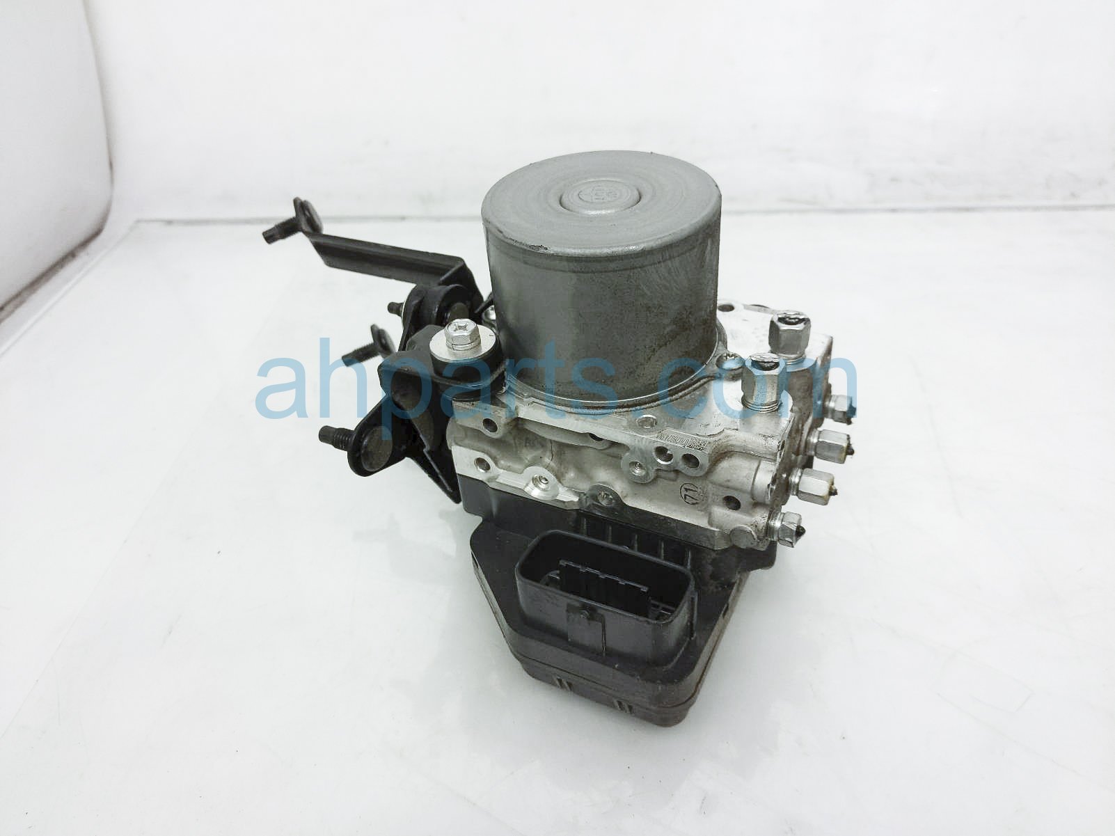 $125 Infiniti ABS/VSA PUMP/MODULATOR $125 Infiniti ABS/VSA PUMP/MODULATOR