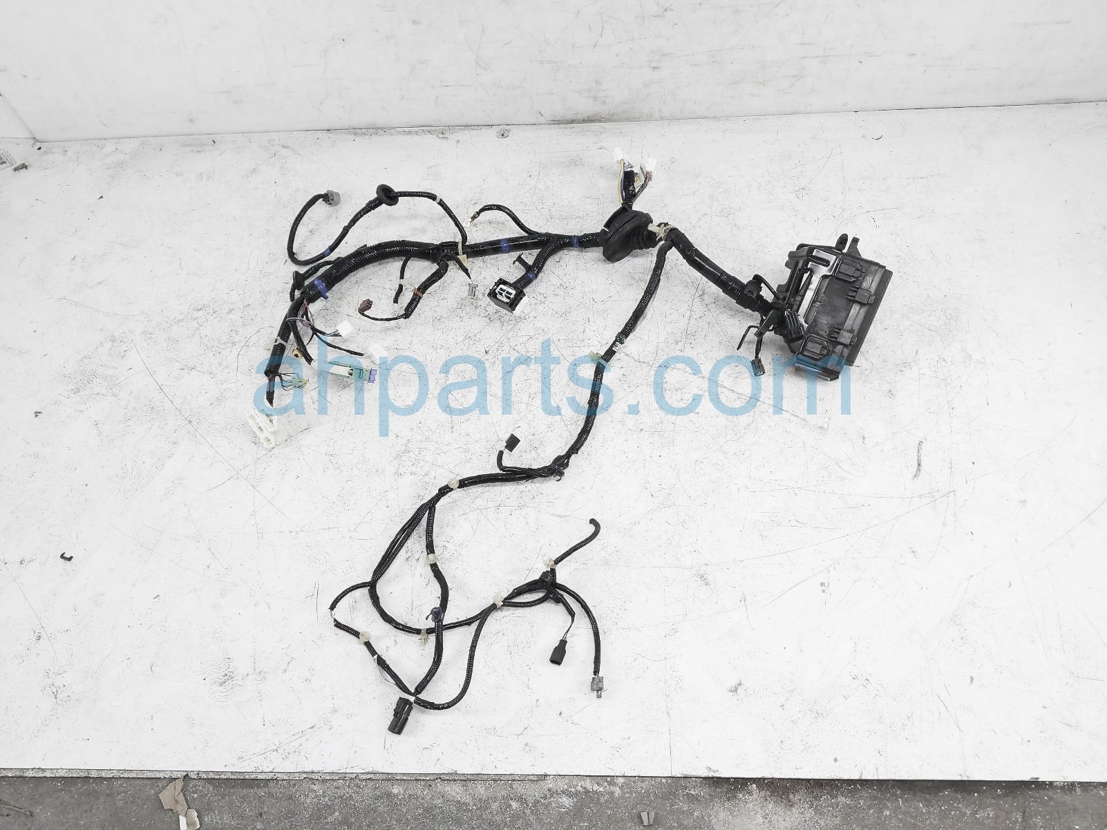 $140 Acura LH ENGINE ROOM WIRE HARNESS $140 Acura LH ENGINE ROOM WIRE HARNESS