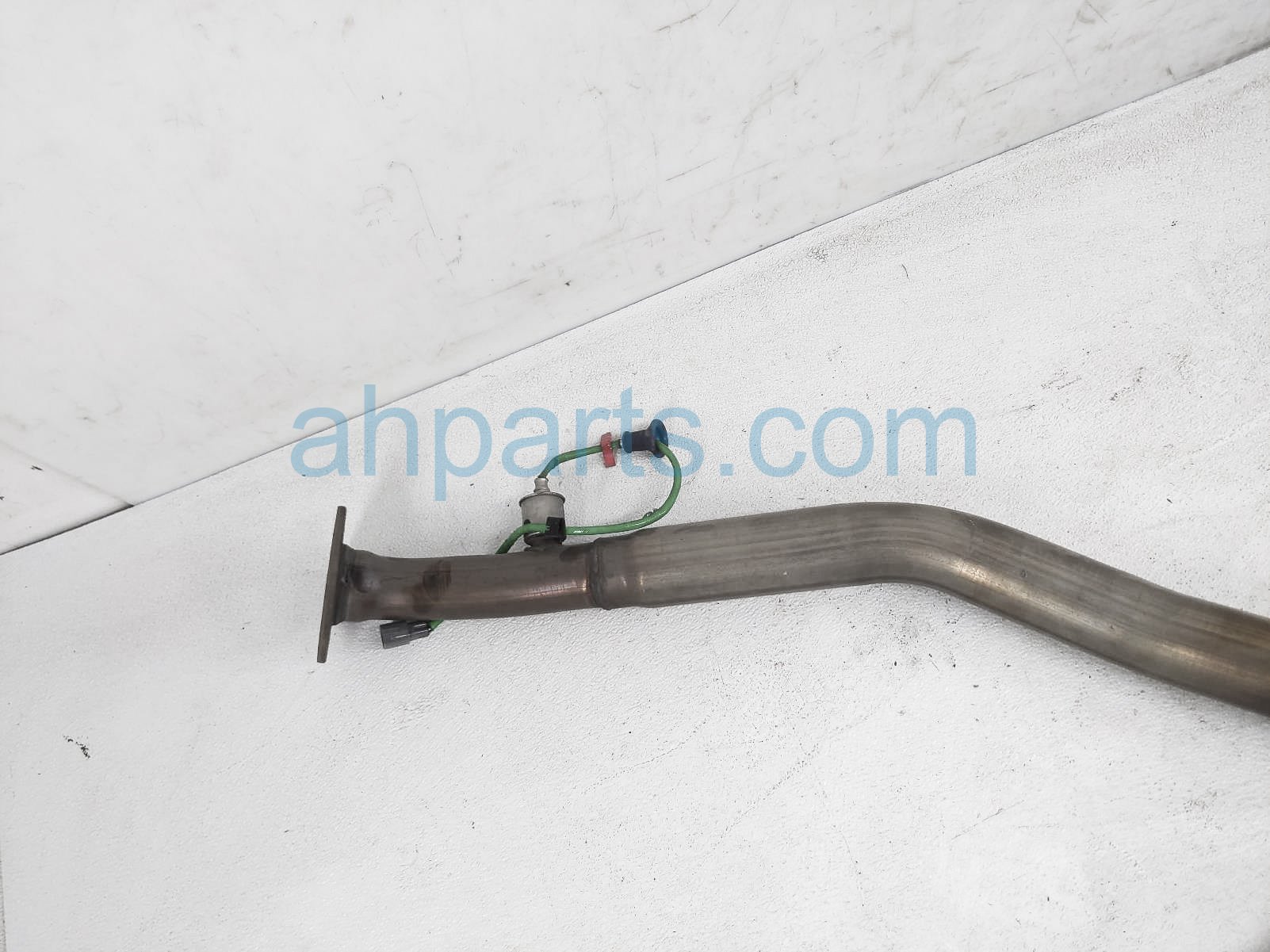 $25 Lexus REAR LOWER OXYGEN SENSOR $25 Lexus REAR LOWER OXYGEN SENSOR