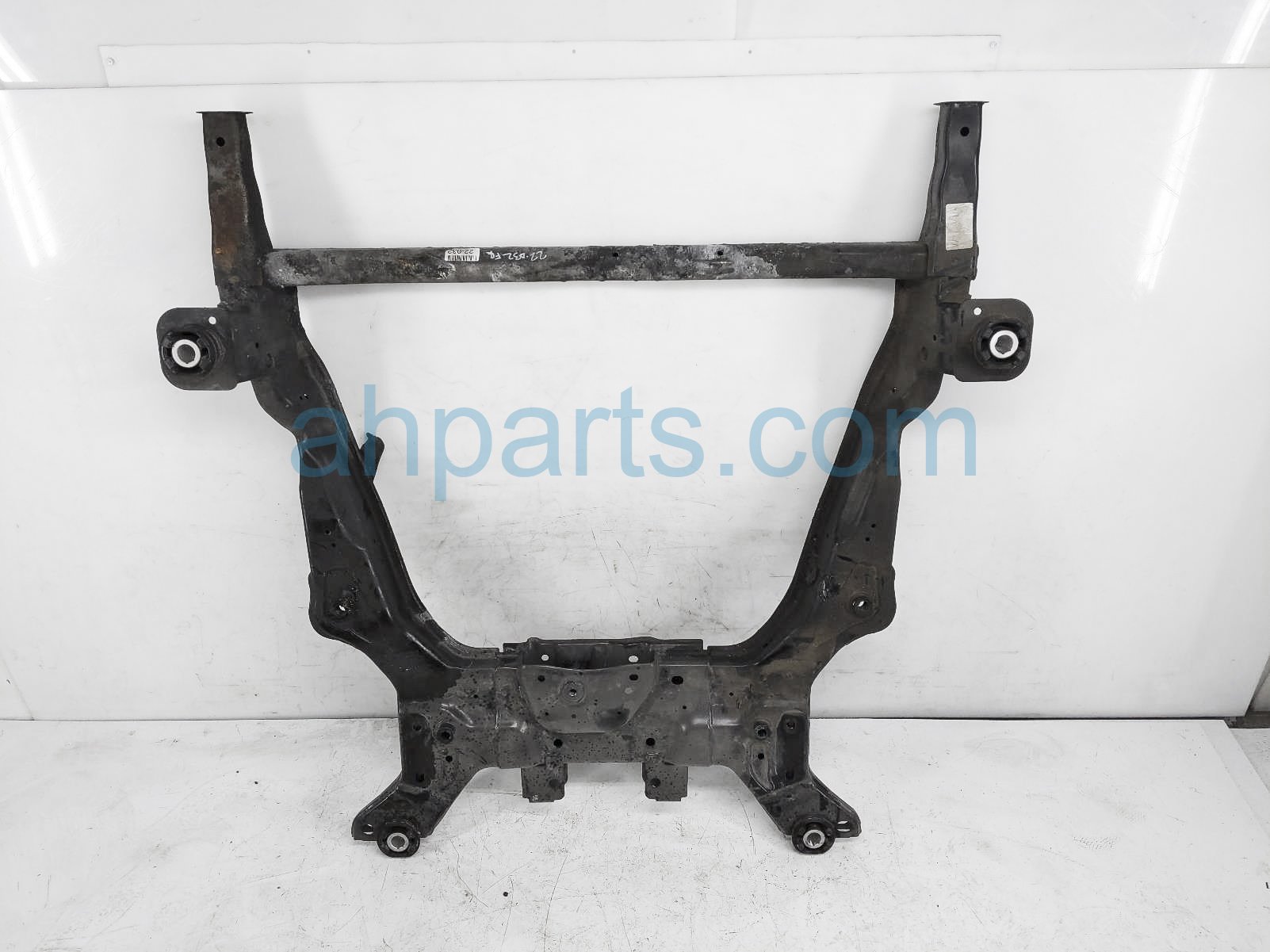 $450 Ford FRONT SUB FRAME / CRADLE - AWD