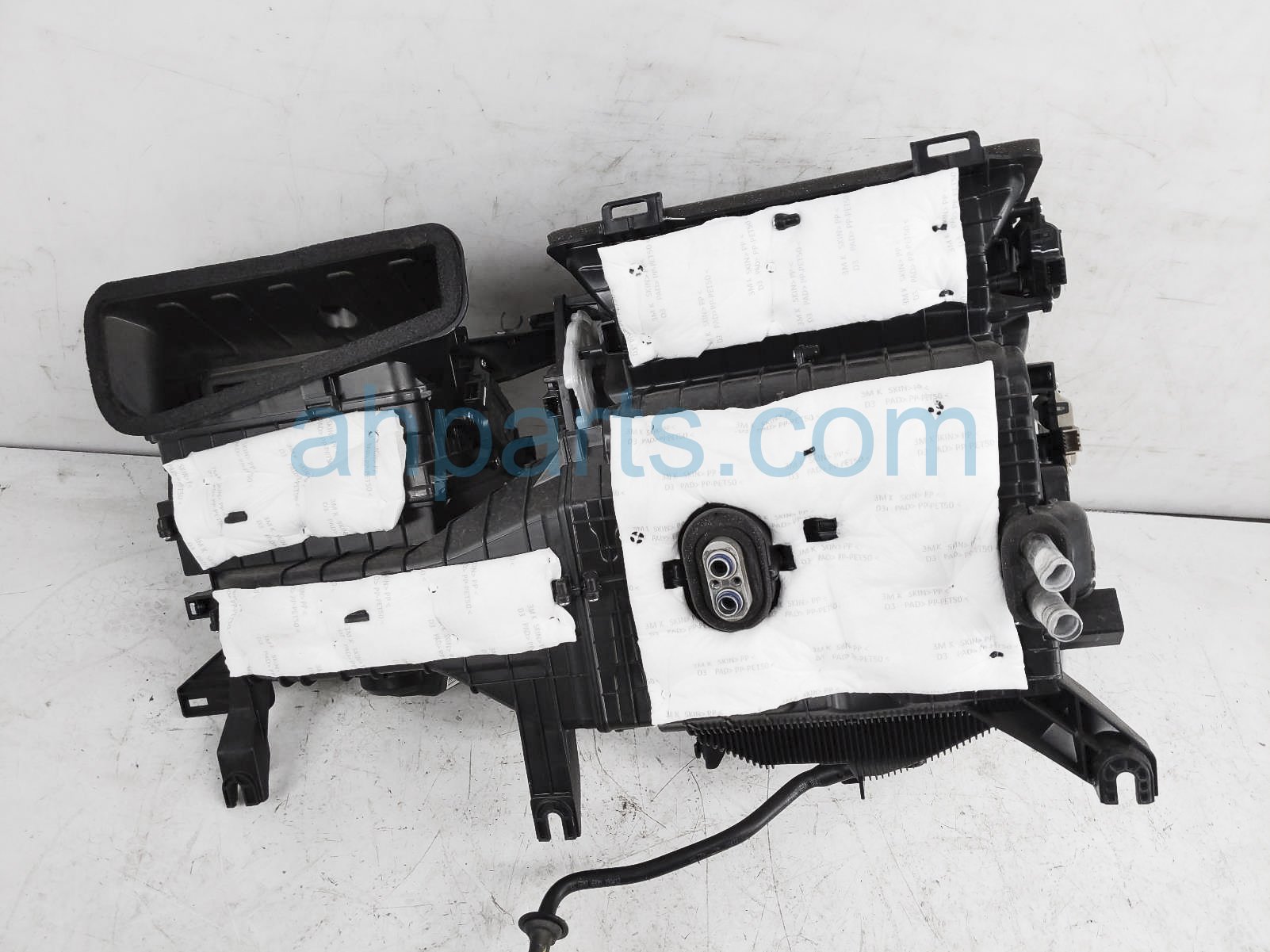 $150 Hyundai HEATER CORE W/ BLOWER ASSY $150 Hyundai HEATER CORE W/ BLOWER ASSY