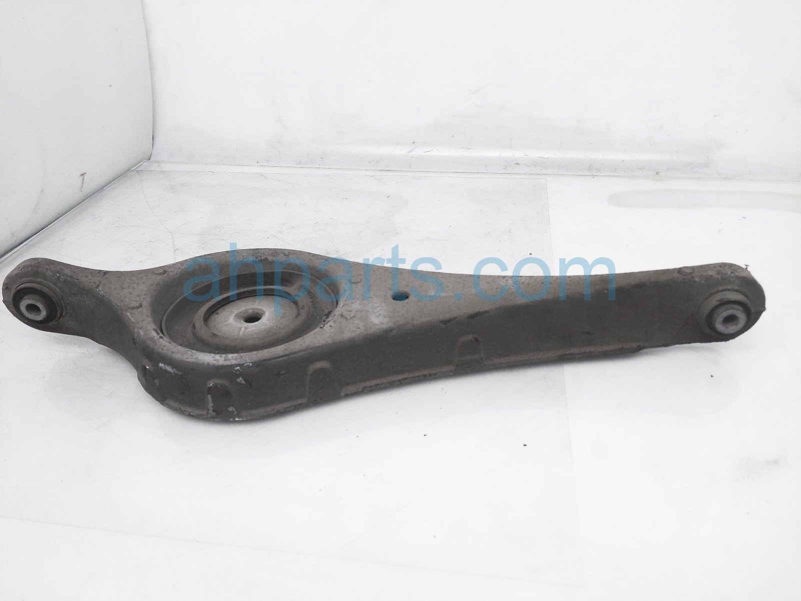$45 Volvo RR/LH SPRING MOUNT CONTROL ARM $45 Volvo RR/LH SPRING MOUNT CONTROL ARM
