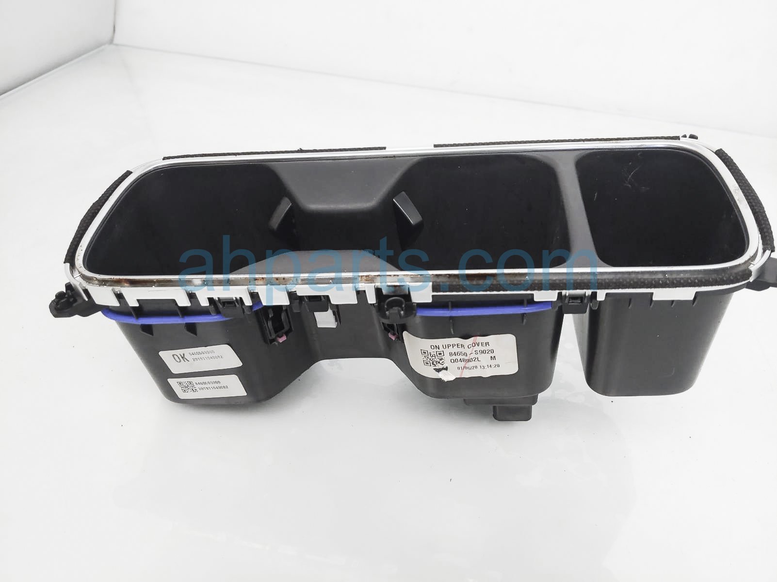 $60 Kia CENTER CONSOLE CUP HOLDER ASSY $60 Kia CENTER CONSOLE CUP HOLDER ASSY