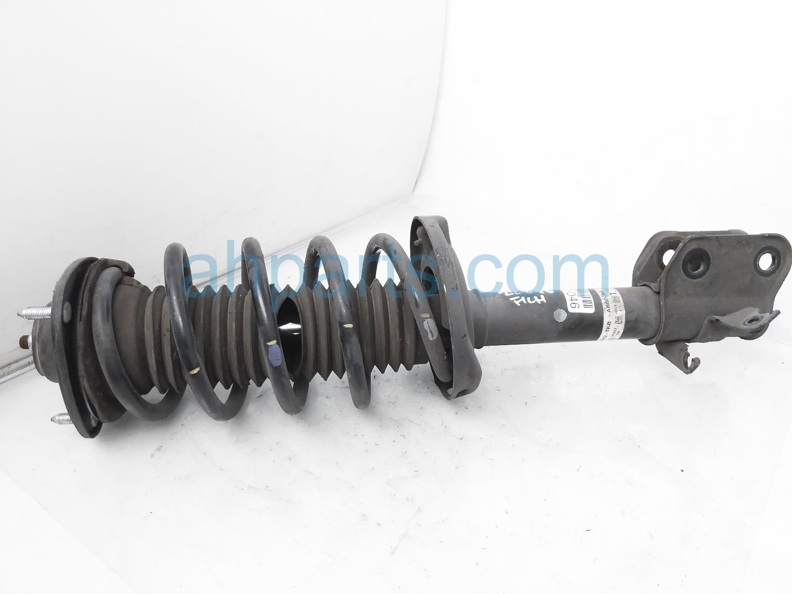 $85 Honda FR/LH STRUT + SPRING *TORN BOOT $85 Honda FR/LH STRUT + SPRING *TORN BOOT