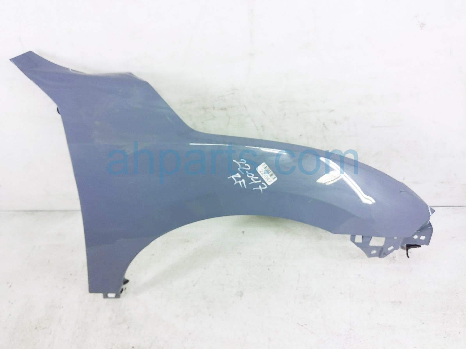 $99 Honda RH FENDER - GREY (NH8779) $99 Honda RH FENDER - GREY (NH8779)