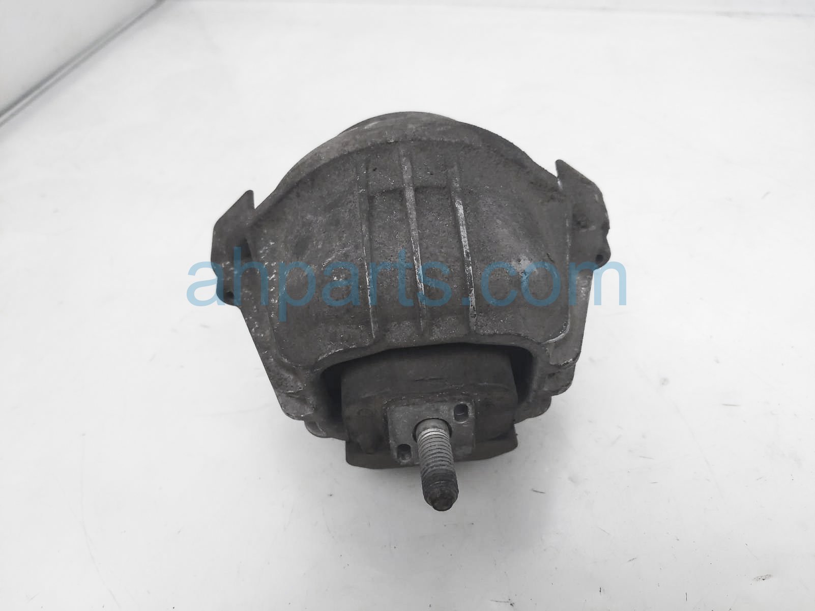 $20 BMW LH ENGINE MOUNT $20 BMW LH ENGINE MOUNT