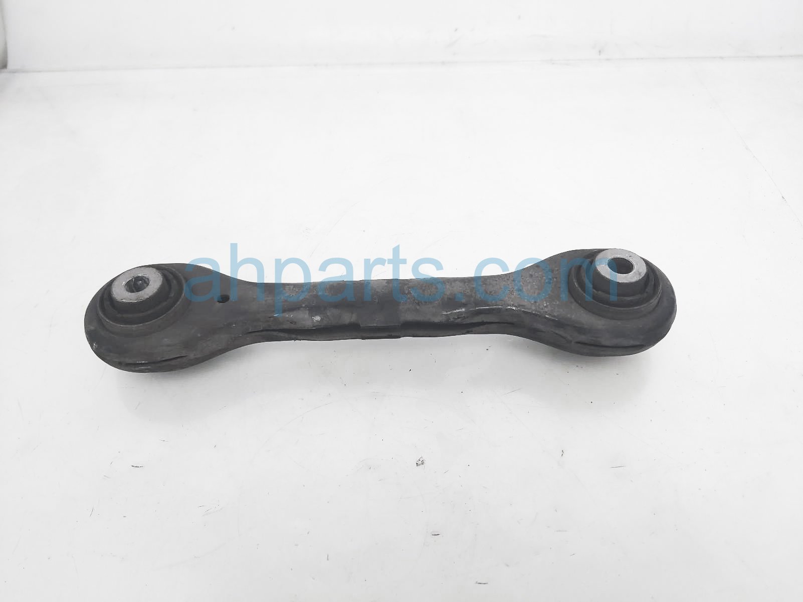 $20 BMW RR/RH FORWARD UPPER CONTROL ARM $20 BMW RR/RH FORWARD UPPER CONTROL ARM