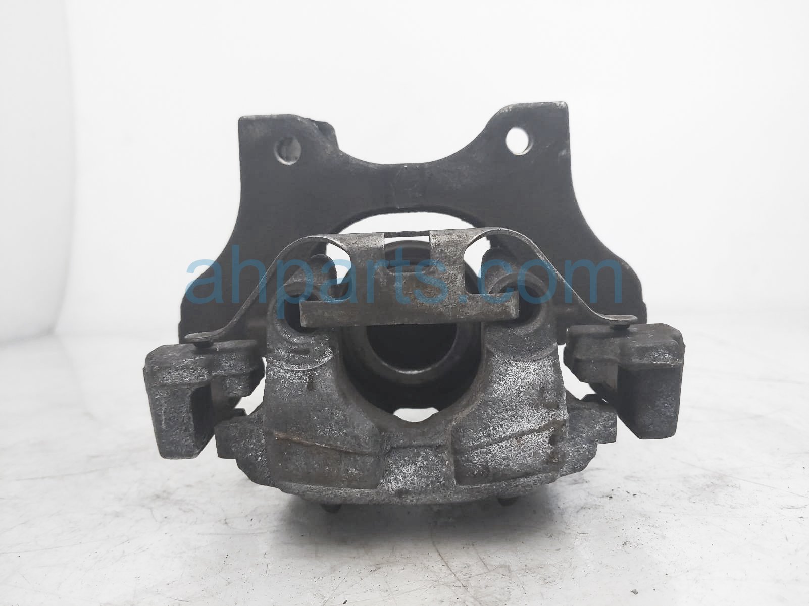 $40 BMW RR/LH BRAKE CALIPER