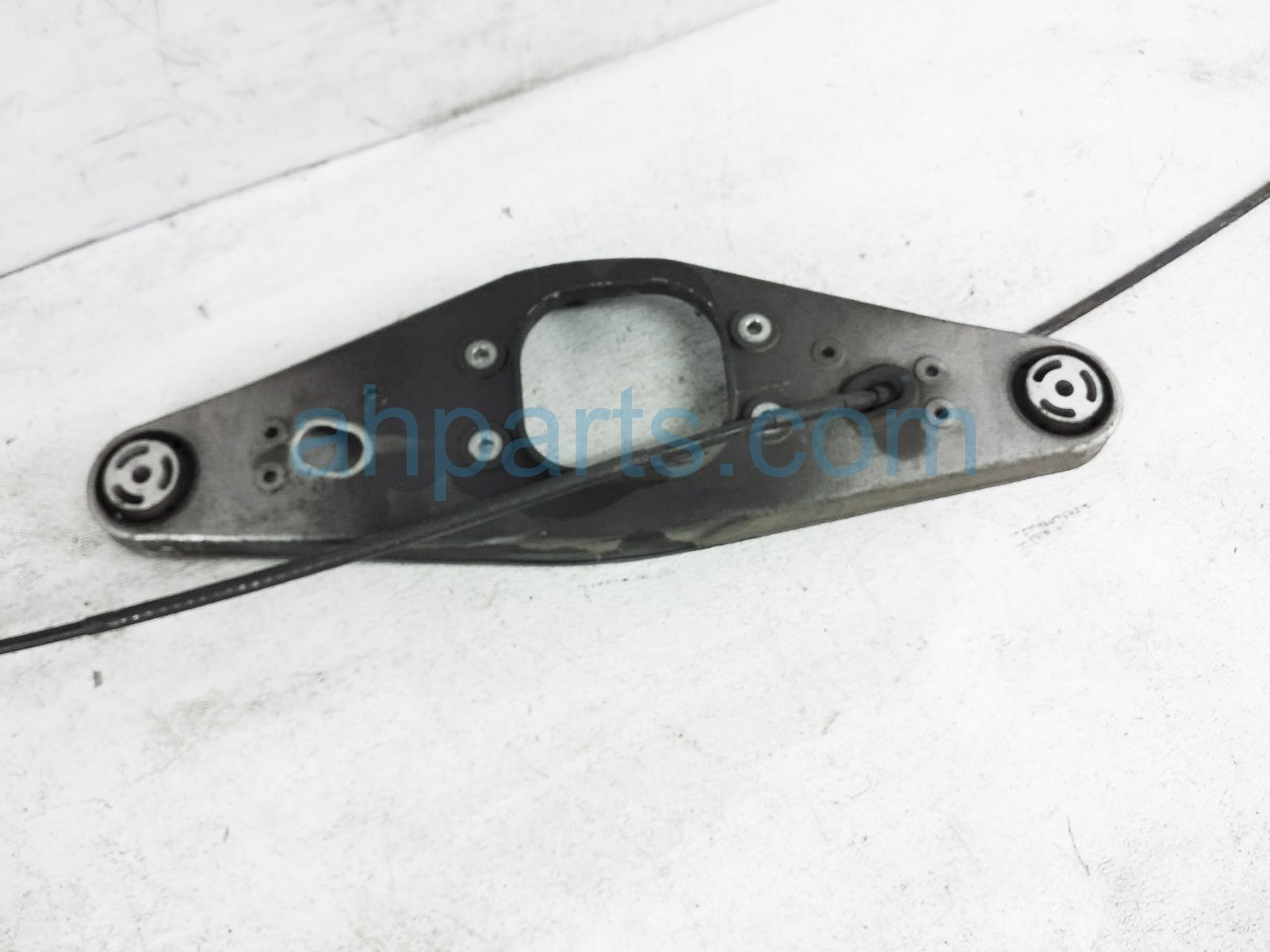 $35 Mercedes REAR AXLE MOUNT / DIFF SUPPORT MOUNT