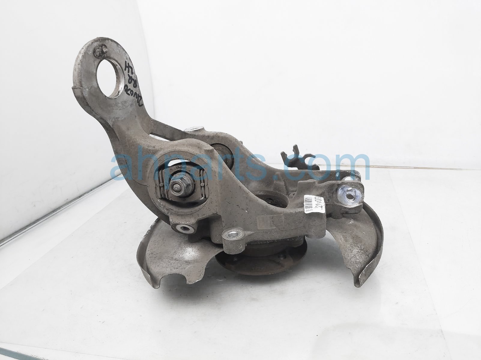 $75 Audi RR/LH SPINDLE KNUCKLE HUB $75 Audi RR/LH SPINDLE KNUCKLE HUB